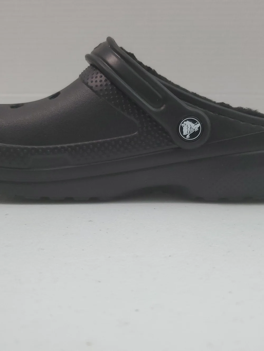 CROCS Men's 9 Womens 11 Classic Lined Clog - Black On Black
